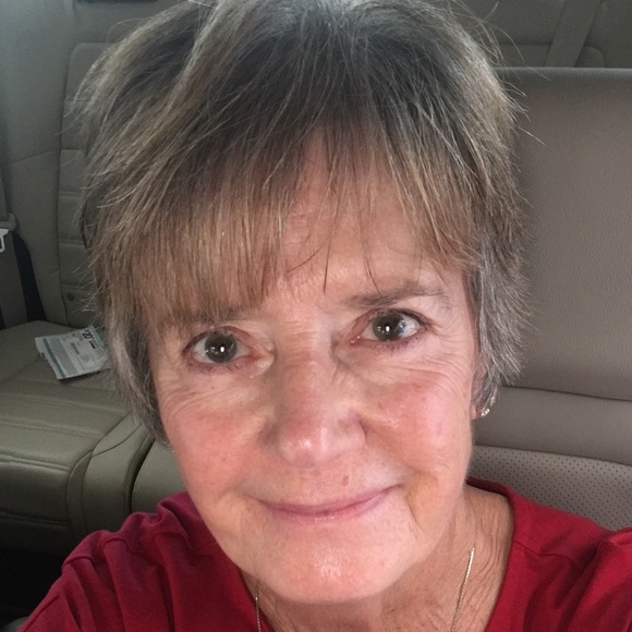 Meet your Posher, Katherine - Picture 1 of 3